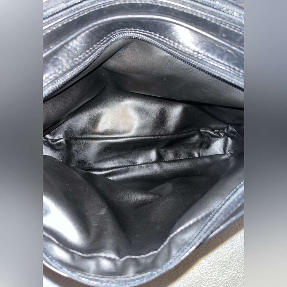 Mario Valentino Messenger/Crossbody Bag - Picture 9 of 13